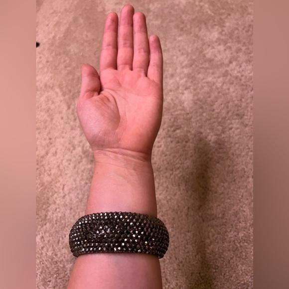 Pretty Rhinestone Chunky Bracelet - Picture 4 of 4